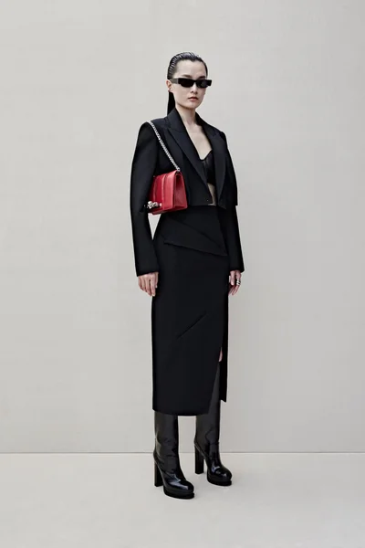 Look 7